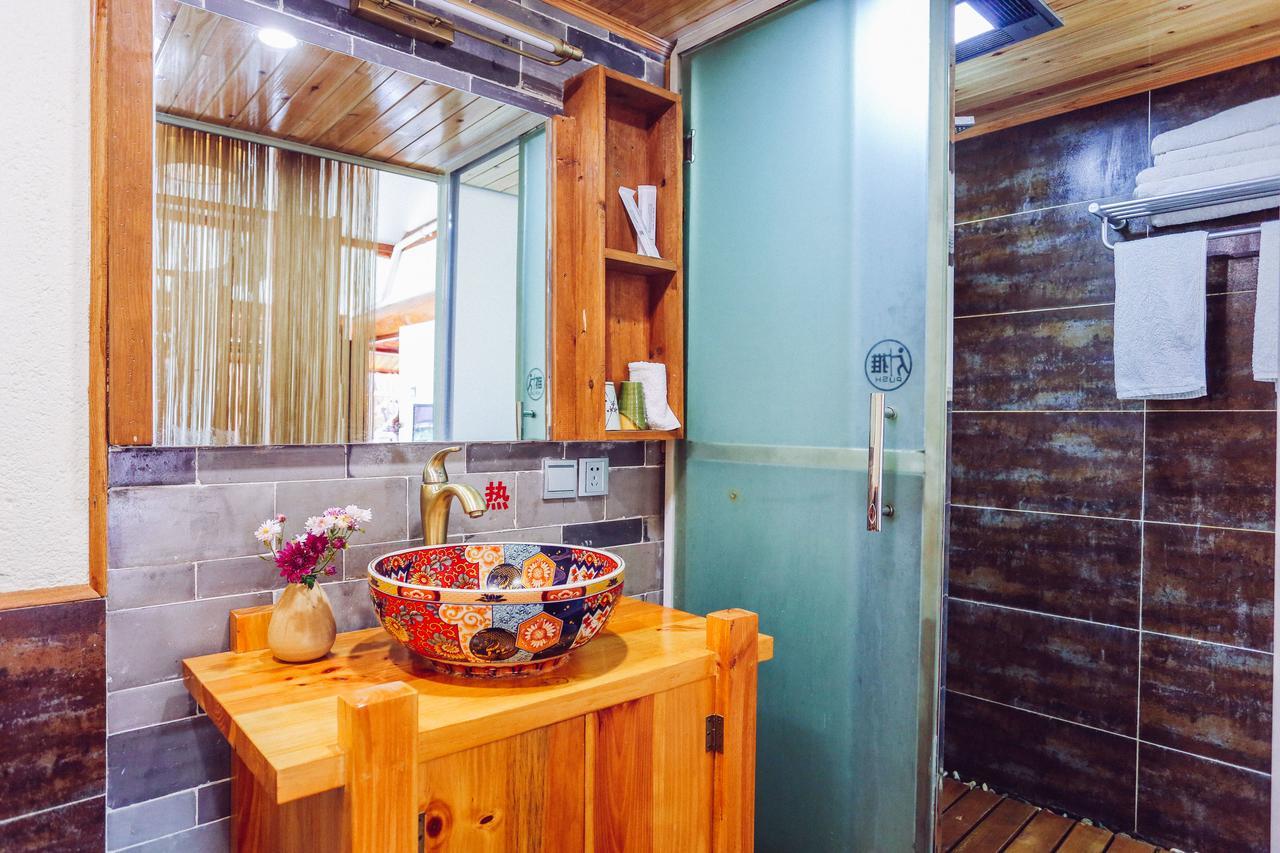 Log Cabin ต้าหลี่ ภายนอก รูปภาพ